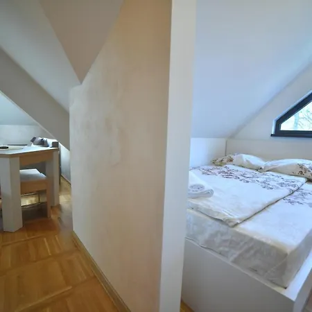 Nena La Vida * زلاتيبور