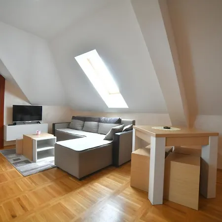 Nena La Vida شقة *