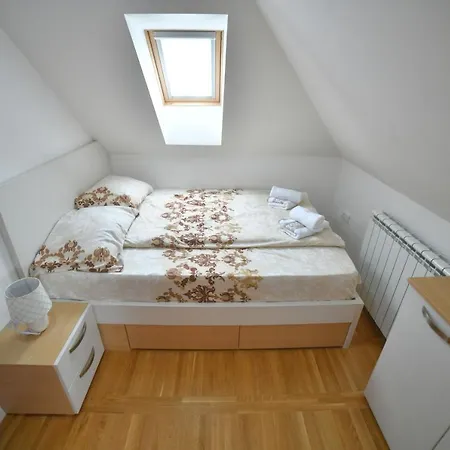 Nena La Vida Apartman Zlatibor