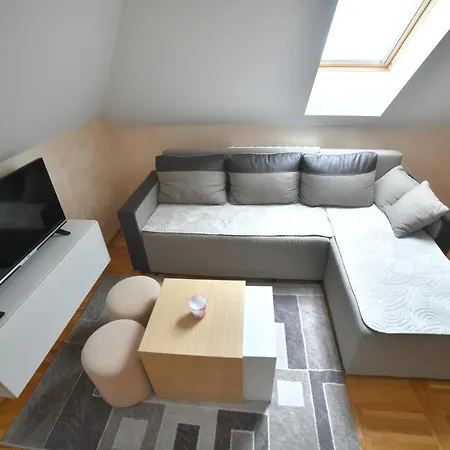 Apartman Nena La Vida *